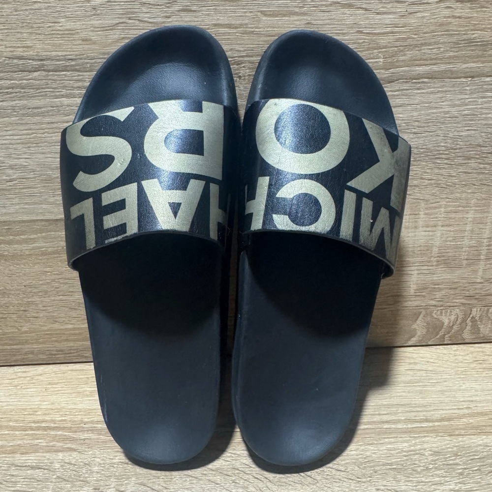 Michael Kors Black Gold Slides Women’s size 10 sandals slip on shoes comfort